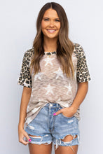 Load image into Gallery viewer, Wild Star Print Short Sleeve Top
